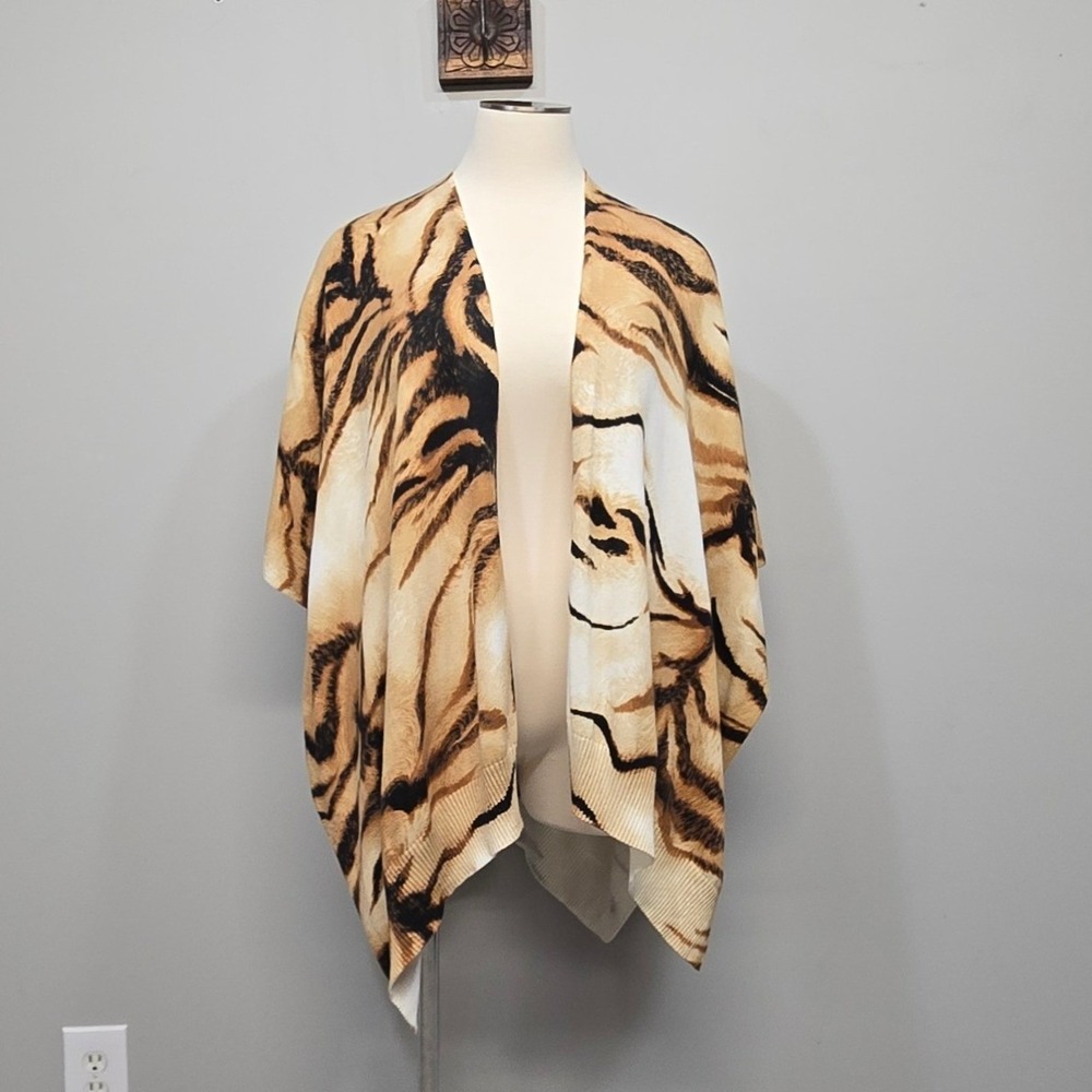 Chicos Tiger Print Ruana Wrap Shawl Sweater‎ Womens Large Open Front Boho Safari